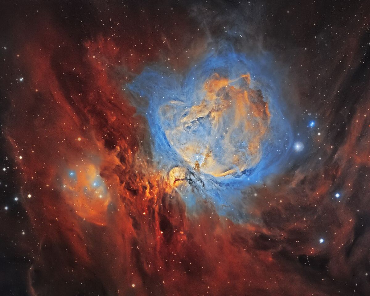 Miniatura: Grande Nebulosa de Orionte em cores vivas captada com filtros de banda estreita